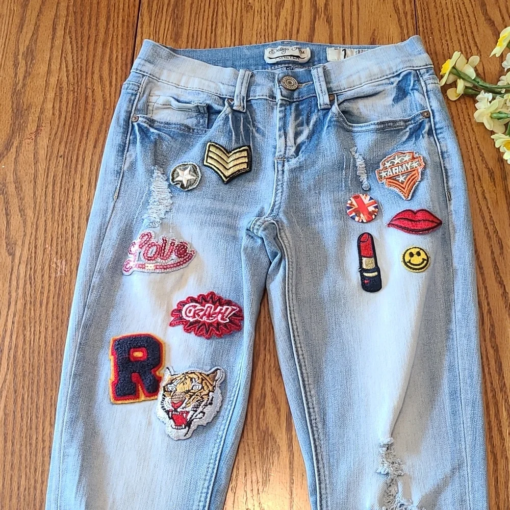 Indigo Rein Forever Jeans - Patches - Size 1 - Picture 3 of 9